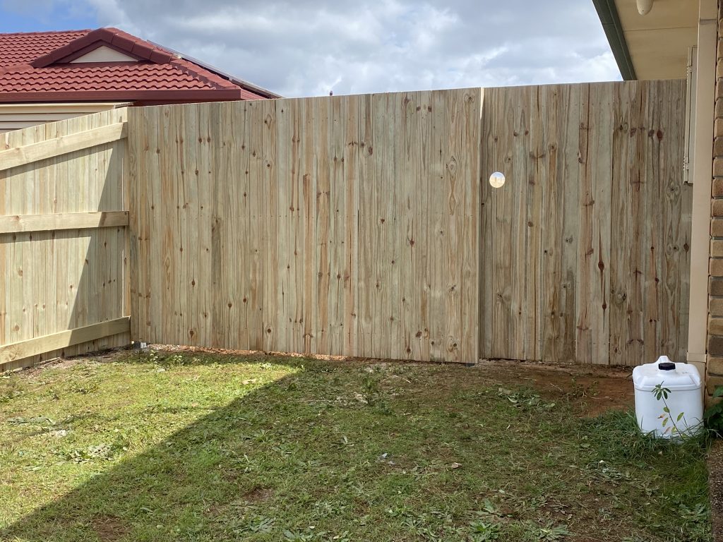 IMG_2832 Timber Fencing Brisbane