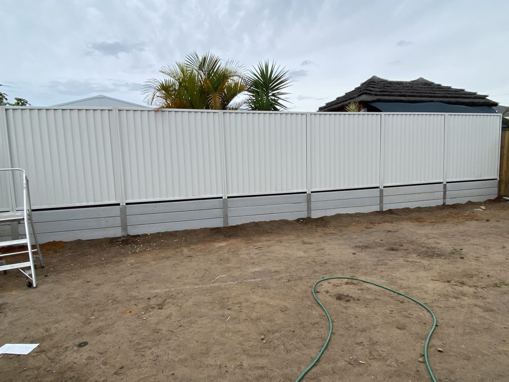 IMG_2934 Colorbond fencing installation